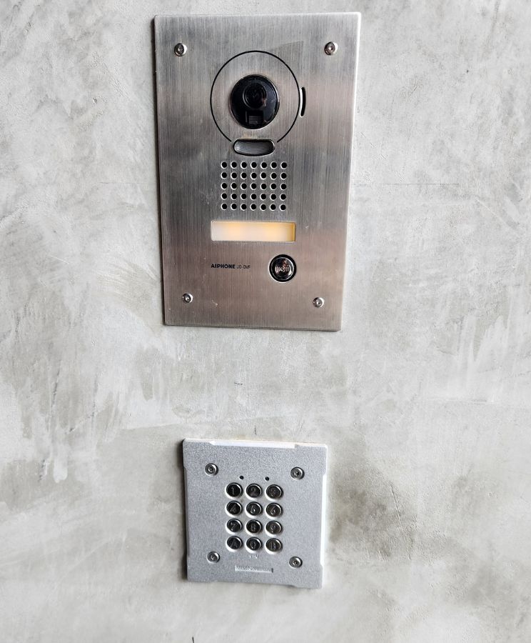Wireless intercom system installation for Melbourne businesses