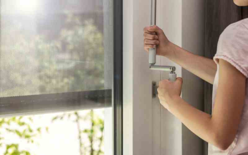 Outside Mount Roller Blinds